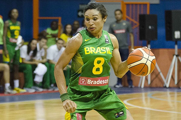 Iziane, la capitana de un Brasil que buscará retener el título.